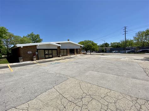 301 N Cass Ave, Westmont, IL 60559 - Retail for Lease | LoopNet