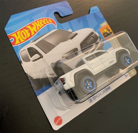 Hot Wheels 2020 Toyota Tacoma White With Black Interior Short Card Hard To Find Collector