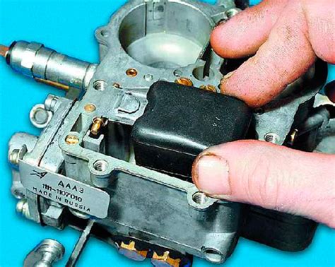 Зачем нужен электромагнитный клапан в карбюраторе ока