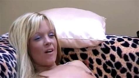 Blonde Amateur Milfs Lesbian Sex Porn Videos