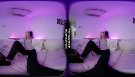 Bleika Solo Masturbating With A Pink Dildo On The Couch VR Porn Video VRPorn
