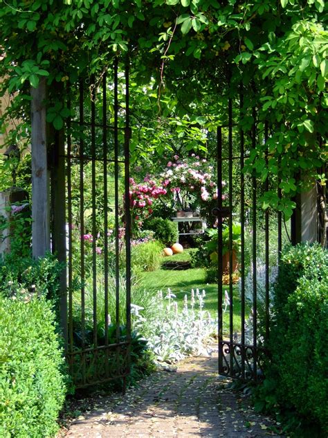 Romantischer Garten