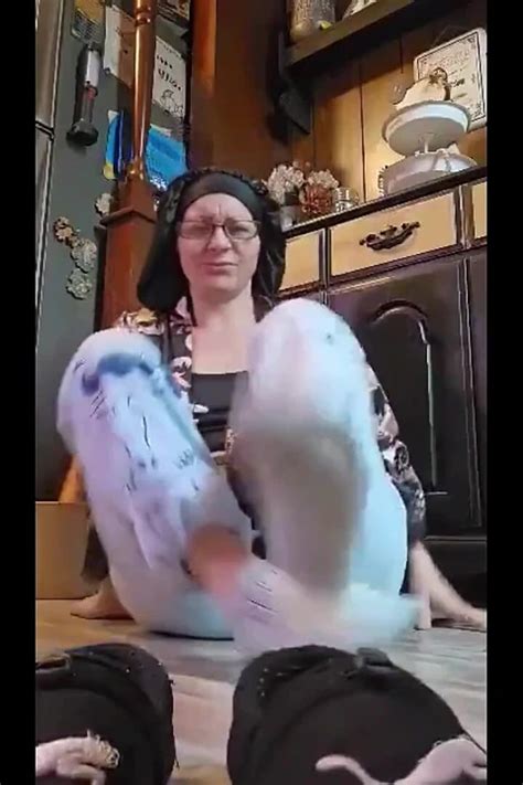 Morning Foot Funk Fun Amateur Amateur Porn Feat Raven Willow By