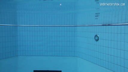 Watch Them Hotties Swim Naked In The Pool