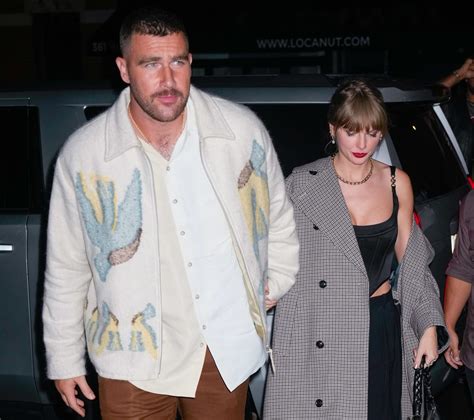 Rob Gronkowski Invites Chiefs' Travis Kelce, Taylor Swift to His NFL