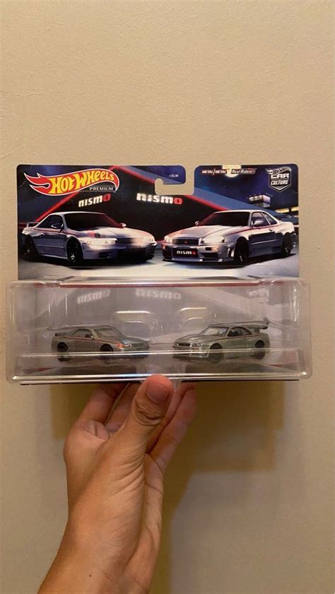 HOT WHEELS TWIN PACK R R NISMO Hobbies Toys Toys Games On Carousell