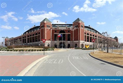 Globe Life Park In Arlington Editorial Stock Image Image Of Rangers