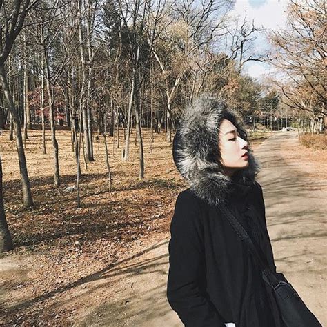 HOT MOM của gia đình hot nhất MXH phong cách thời trang không những đẹp mà còn cực chất