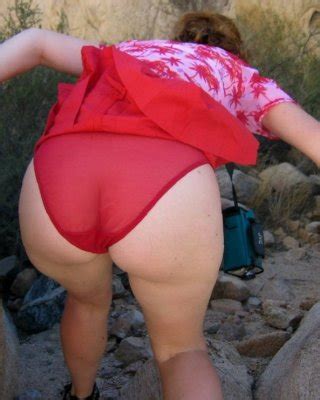 Wind Upskirt Porn Pictures Xxx Photos Sex Images Pictoa