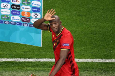 Les Stars Du Football Diplômées De Luniversité