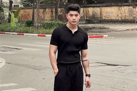 Hot boy 6 múi bị ca sĩ Vũ Thảo My từ chối vì tưởng là màu tím Báo Dân trí
