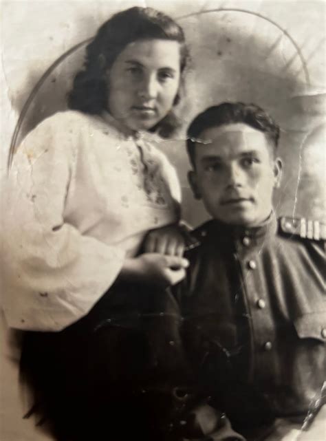 Never Look Away – Paul Podolsky