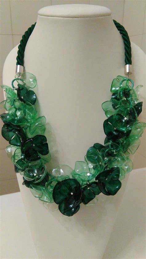 Collana Verde Plastica Riciclata Effetto Vetro Plastic Bottle