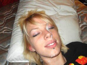 Random Teens Multixnxx Real Girl Next Door Gives Oral Job 1 Porn Pic