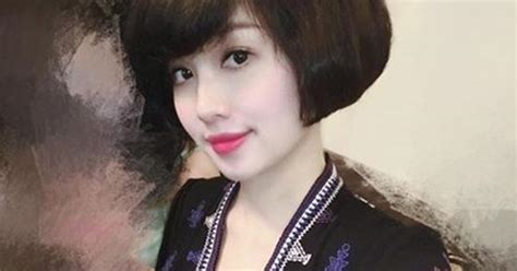 Hot girl Tâm Tít hạ sinh quý tử bằng phương pháp mổ