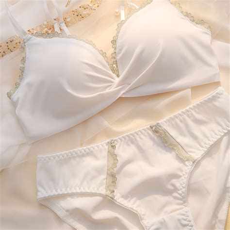 Set Women Seamless Bra Panties Sexy Lace Youth Girl Push Up Lingerie Panty Comfort Soft