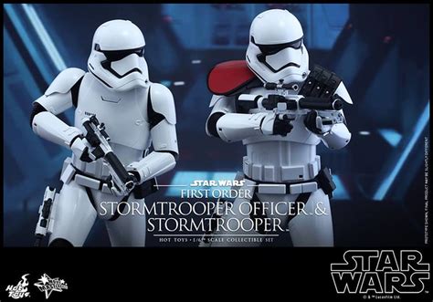 Hot Toys MMS335 星際大戰七部曲原力覺醒帝國暴風兵小隊長組合包1 6 比例 First Order