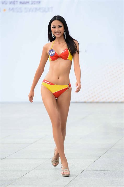 Thuý Vân tự tin trình diễn bikini sau sự cố ở Hoa hậu Hoàn vũ Việt Nam