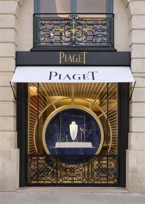 piaget unveils  radiant paris flagship  rafael de cardenas galerie