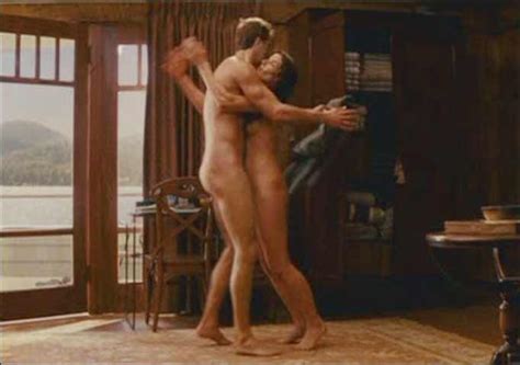 Ryan Reynolds Nude Naked Gallery