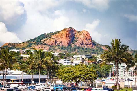 Download Townsville Castle Hill View Wallpaper
