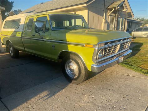 1975 Ford Passenger Front Barn Finds