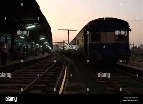 Trains At Khulna Railway Station Bangladesh Stock Photo Alamy