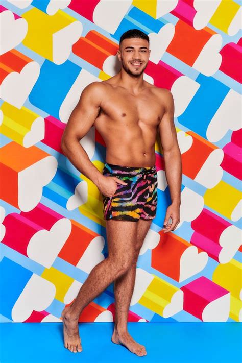 Tommy Fury: Who is Tyson Fury's boxer brother on Love Island? | TV ...