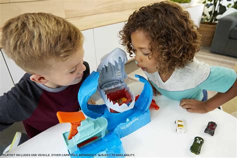 HOT WHEELS JUEGO DE COCHES O CAMIONES QUE CAMBIAN DE COLOR EN ESCALA CAMBIAN DE COLOR