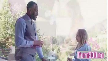 Porn900 El Culo De Angel Smalls Se Folla A Un Rico Empresario Negro XVIDEOS