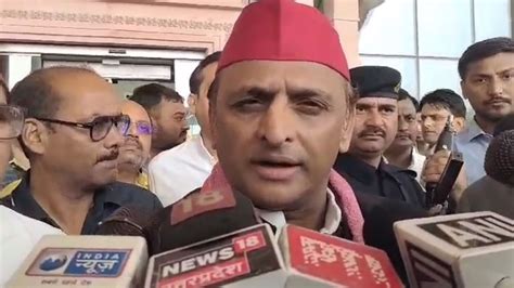 Akhilesh Yadav Targeted Cm Dhami Advised To Call Cm Yogi Adityanath To