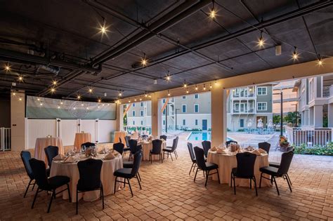 Anna Maria Wedding Venues | Waterline Villas & Marina, Autograph Collection