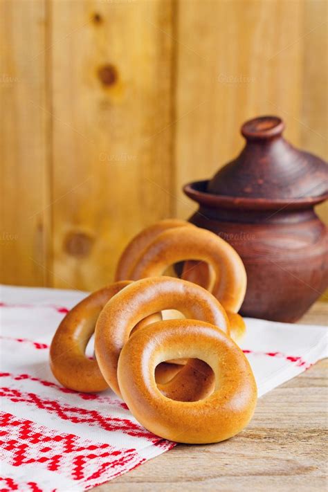 Russian bagels (sushki, bubliki) | Russian recipes, Russian cuisine ...