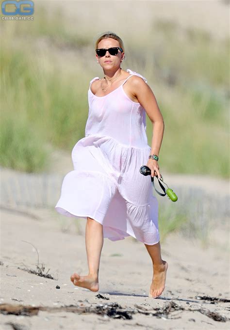 Scarlett Johansson Nude Pictures Photos Playboy Naked Topless Fappening