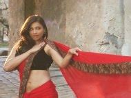 Naked Daisy Shah In Jai Ho