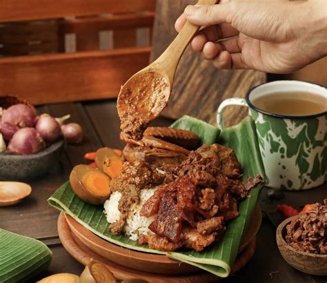 Gudeg Jogja Merah Lezat Tanpa Daun Jati Resep Dan Cara Membuatnya