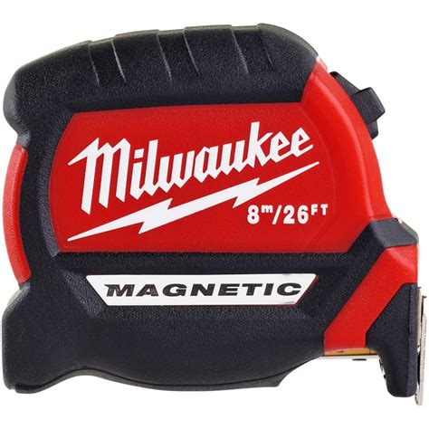 Milwaukee Premium Magnetic Tape Measure 8m Toolstation
