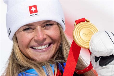 Corinne Suter Steckbrief Sportguide Führt Dich Durch Die Welt Des