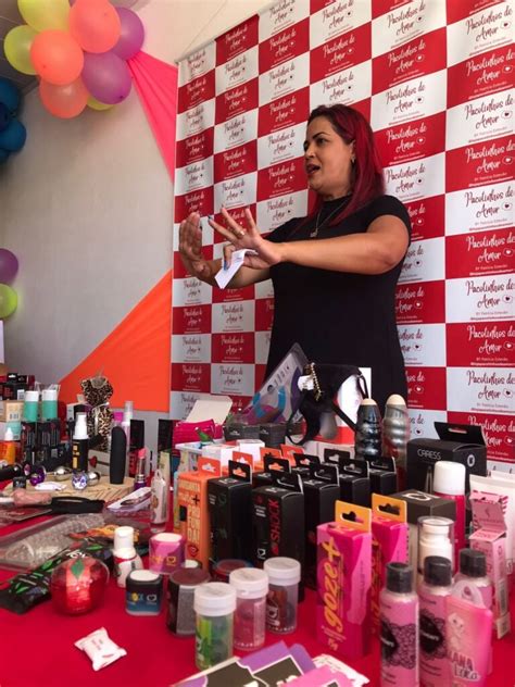 Dona de um sex shop alagoana transforma o negócio em referência de empoderamento e inovação
