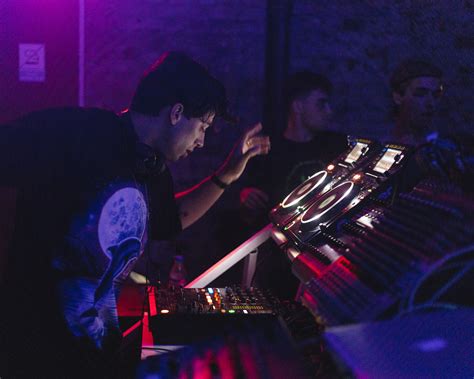 Selekcja Naked Relaxing Sprint W Drodze Na Szczyt Muno Pl