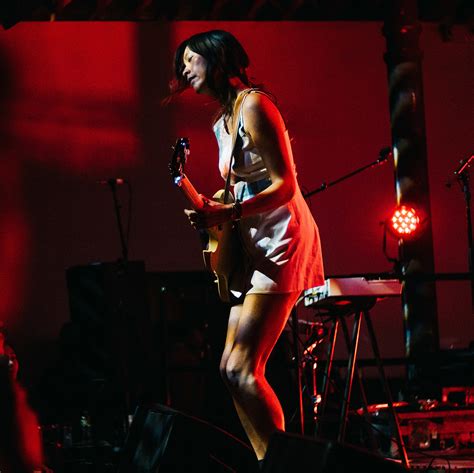 Blonde Redhead Beacon Pioneer Works Pics