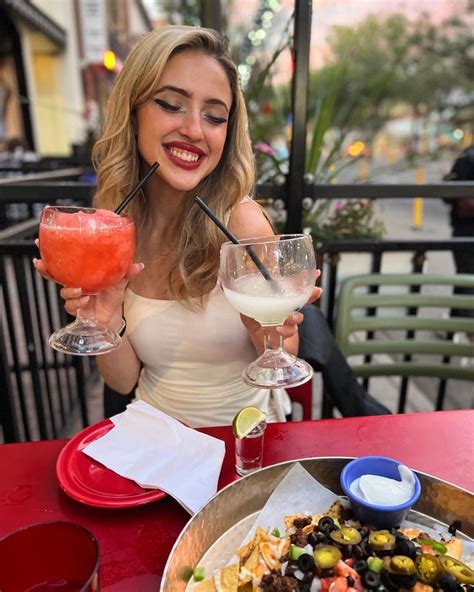 10 Hot Sexy Skylar Radzion Bikini Pics