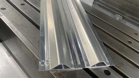 Custom Aluminum Extrusions Section Profile HTS ALU