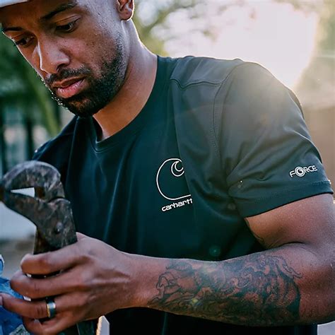 The Carhartt Rich List: Uncovering The Fortune Behind The Workwear Giant