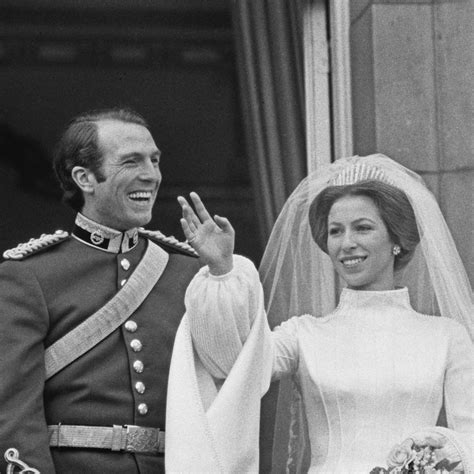 Princess beatrice wedding tiara 60 photos - Astyledwedding.com
