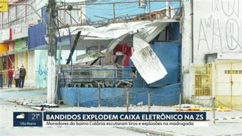 Vídeo Criminosos explodem caixa eletrônico de supermercado na Zona Sul