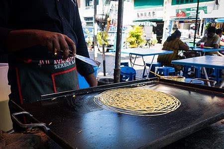 Royalty-Free photo: Man and woman in a native costume | PickPik