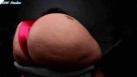 Enchantress Sahrye Red Panty Tease MP Amateur Soles Giantess And Footjobs Clips Sale