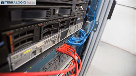 artikel   mengupas  sebenarnya  disebut  komputer