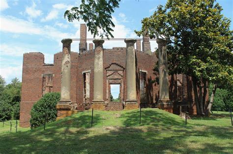 surprising wines  virginia barboursville vineyards food wine